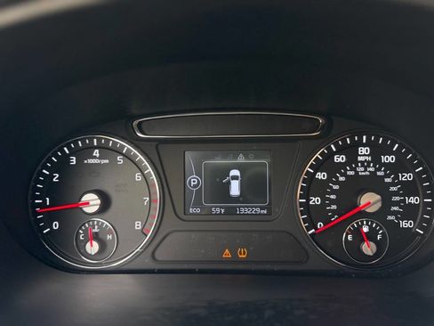 Used 2016 Kia Sorento FWD image 26