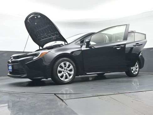 Certified 2023 Toyota Corolla LE image 46