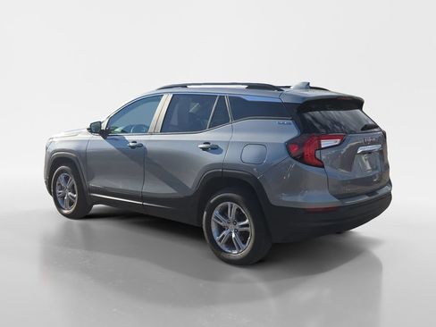 Used 2024 GMC Terrain SLE w/ Driver Convenience Package AWD/4WD image 3