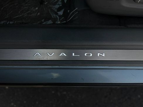 Used 2005 Toyota Avalon Limited FWD image 35