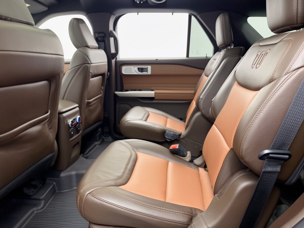 Certified 2022 Ford Explorer King Ranch w/ Class IV Trailer Tow Package AWD/4WD image 25