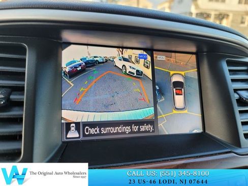 Used 2017 Nissan Pathfinder Platinum w/ Family Entertainment Package image 28