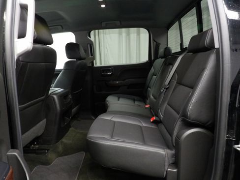 Used 2018 GMC Sierra 1500 SLT AWD/4WD image 13