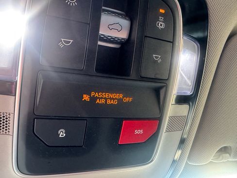 Used 2023 Hyundai Santa Fe SEL w/ Premium Package image 25