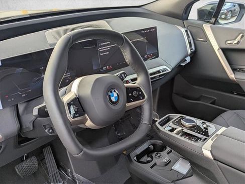 New 2026 BMW iX xDrive45 image 3