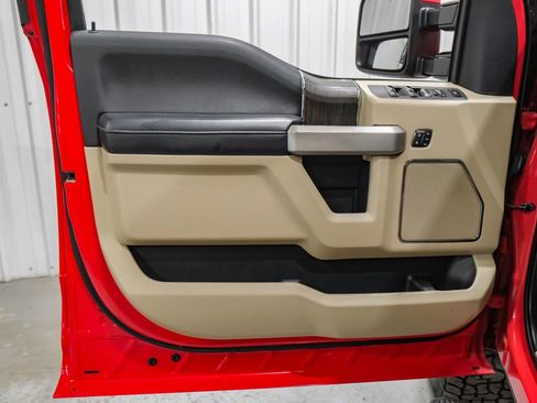 Used 2020 Ford F250 Lariat w/ Lariat Ultimate Package AWD/4WD image 44