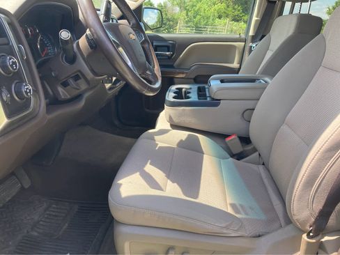 Used 2018 Chevrolet Silverado 1500 LT w/ All Star Edition AWD/4WD image 3