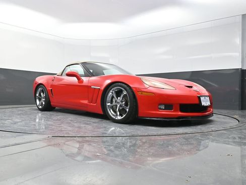 Used 2010 Chevrolet Corvette Grand Sport w/ Preferred Equipment Group image 21