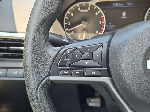 Certified 2022 Nissan Altima 2.5 SV FWD image 18