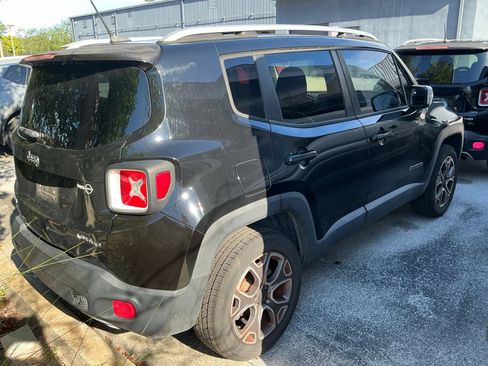 Used 2017 Jeep Renegade Limited AWD/4WD image 4