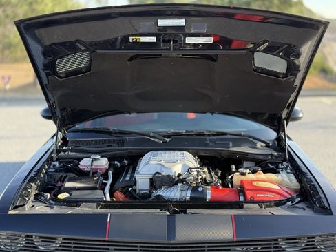 Used 2016 Dodge Challenger SRT Hellcat image 46