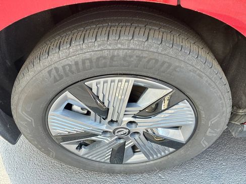 Certified 2025 Nissan Murano SL w/ Cargo Package AWD/4WD image 10