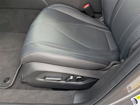 Certified 2025 Acura TLX w/ Technology Package image 22