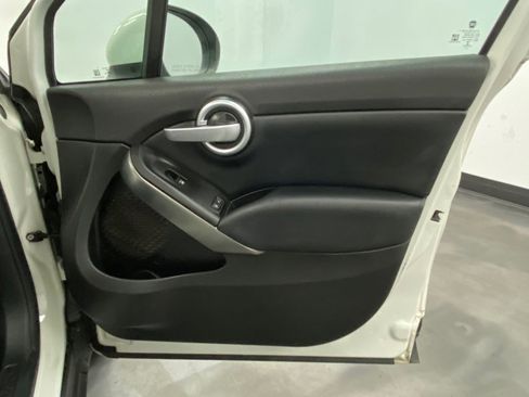 Used 2016 FIAT 500X Trekking image 40
