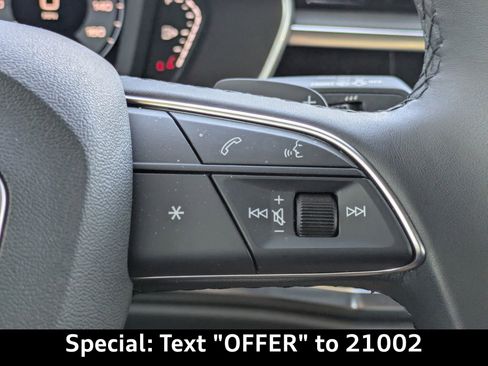 Used 2025 Audi Q3 2.0T Premium w/ Convenience Package image 30