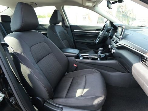 Used 2023 Nissan Altima 2.5 SV image 27