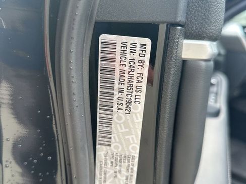 New 2026 Jeep Grand Cherokee Altitude image 39