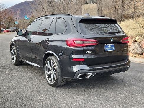 Used 2021 BMW X5 xDrive40i w/ M Sport Package image 2