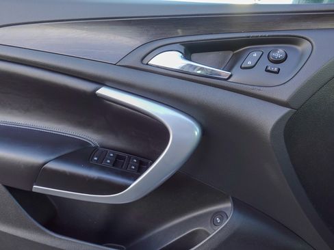 Used 2017 Buick Regal Premium w/ Driver Confidence Package #1 image 11