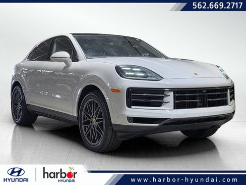 Used 2024 Porsche Cayenne Coupe AWD/4WD image 1