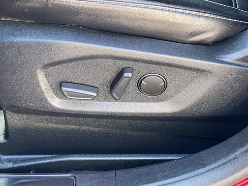 Used 2020 Ford Edge SEL w/ Convenience Package FWD image 18