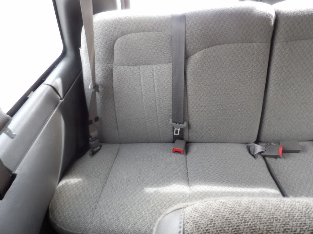 Used 2025 Chevrolet Express 3500 LT w/ LT Preferred Equipment Group RWD image 32