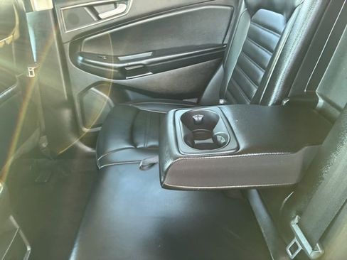 Used 2024 Ford Edge SEL image 25