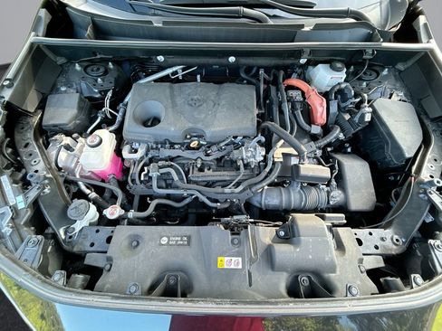 Used 2024 Toyota RAV4 AWD Hybrid image 31