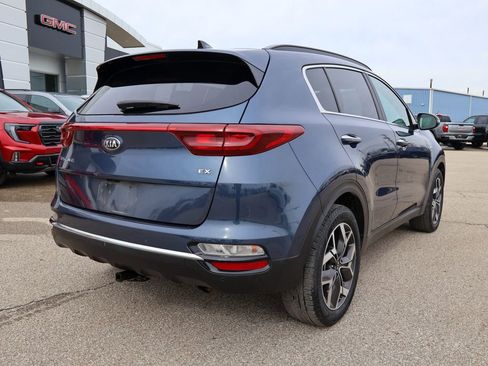 Used 2021 Kia Sportage EX w/ EX Technology Package image 3