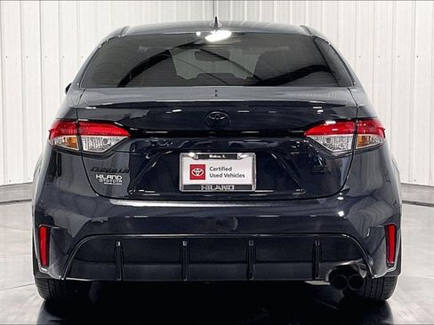 Certified 2025 Toyota Corolla SE FWD image 4