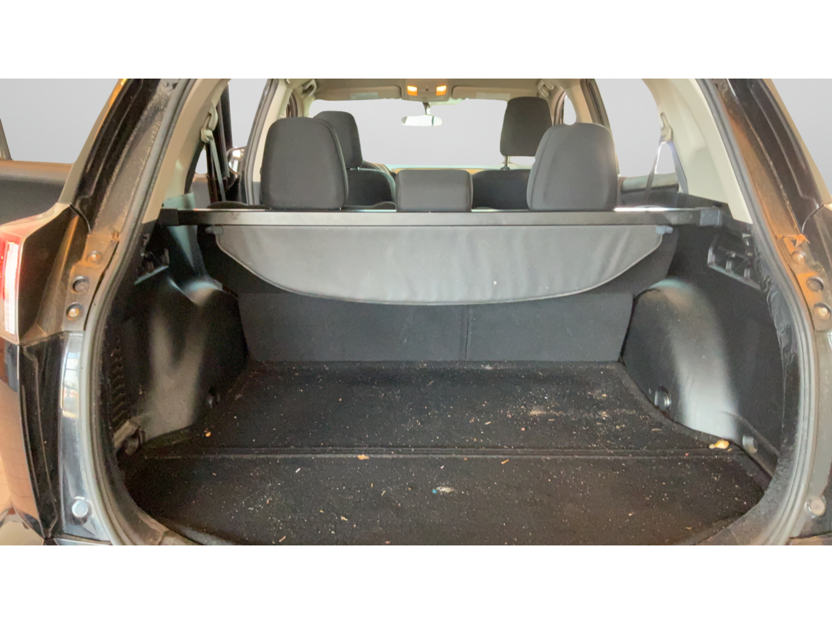 Used 2016 Toyota RAV4 LE FWD image 29