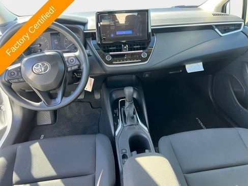 Used 2025 Toyota Corolla LE image 14