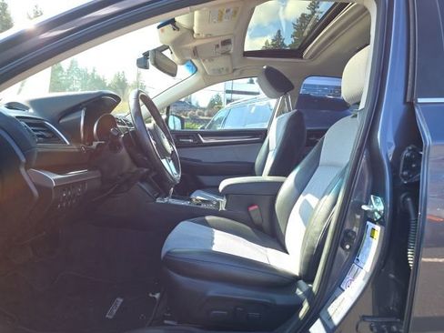 Used 2017 Subaru Legacy 2.5i Sport image 9