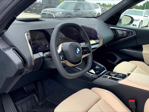 Used 2025 BMW X3 xDrive30i image 8