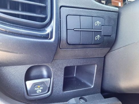 Used 2023 RAM ProMaster 2500 FWD image 14