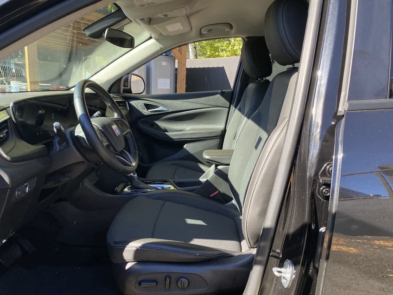 Used 2024 Buick Encore GX Preferred w/ Comfort Package AWD/4WD image 13