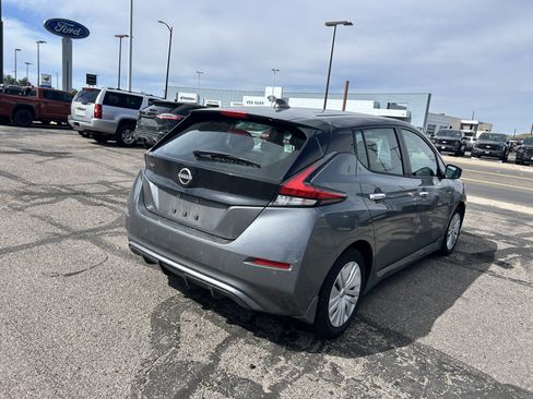 Used 2025 Nissan Leaf S FWD image 5