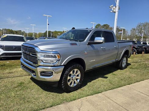 Used 2020 RAM 2500 Laramie image 4