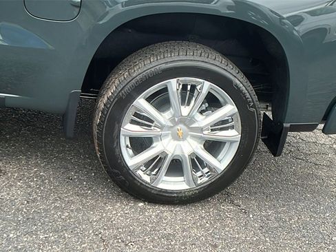New 2026 Chevrolet Silverado 1500 High Country image 9
