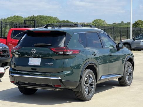 New 2026 Nissan Rogue Platinum w/ Platinum Premium Package AWD/4WD image 4