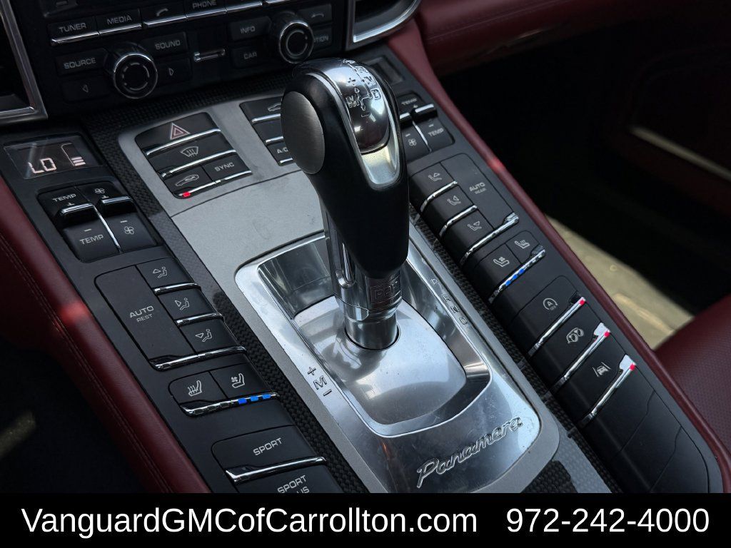 Used 2015 Porsche Panamera AWD/4WD image 19