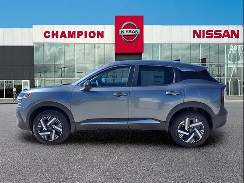 New 2026 Nissan Kicks SV image 3