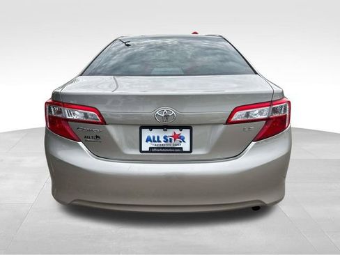 Used 2013 Toyota Camry LE image 7