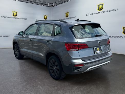Used 2024 Volkswagen Taos S FWD image 3