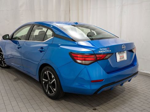 Used 2024 Nissan Sentra SV image 3