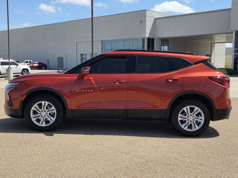 Used 2021 Chevrolet Blazer LT FWD image 8