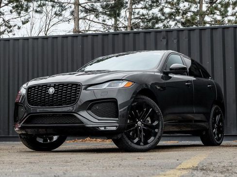 New 2026 Jaguar F-PACE R-Dynamic S image 1