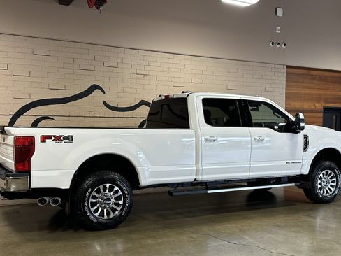 Used 2021 Ford F350 Lariat w/ Lariat Ultimate Package AWD/4WD image 2