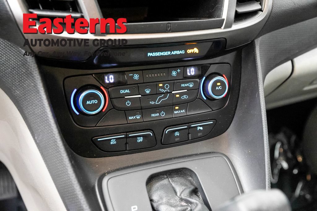 Used 2022 Ford Transit Connect XLT FWD image 21
