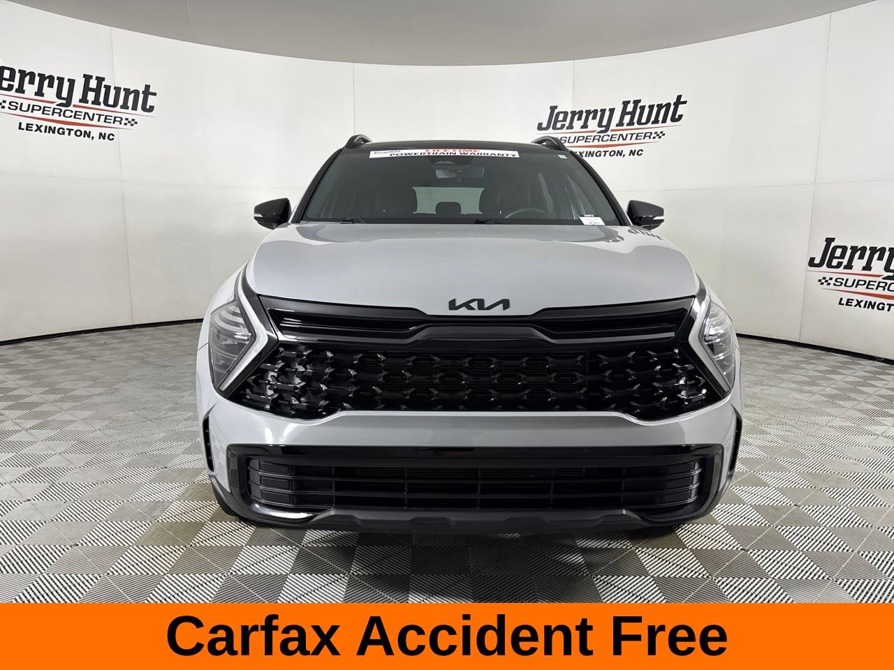 Used 2025 Kia Sportage X-Line w/ Premium Package AWD/4WD image 3